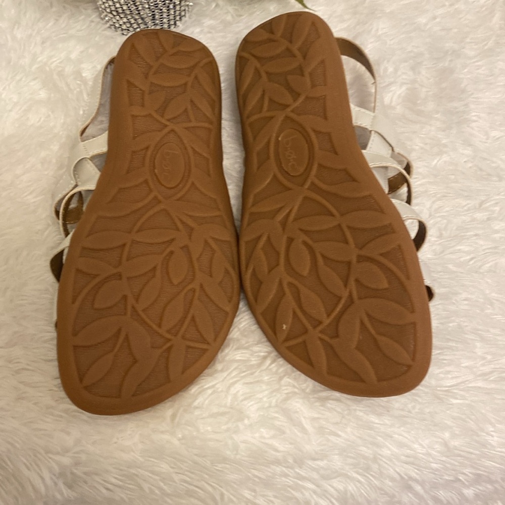 BOC sandals white color SZ 7m . Brand new. - Picture 2 of 5